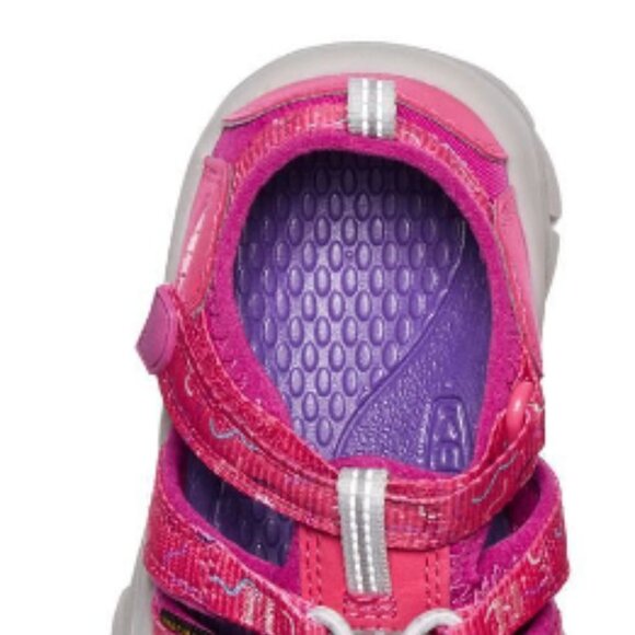 KEEN Child Closed Toe Water Sandals- Various Sizes - Picture 4 of 8